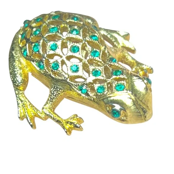 Vintage Gold Tone Frog Brooch with Emerald Green Accents - Picture 2 of 6